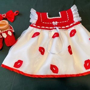 Newborn Baby Dress Set - Red Lips
